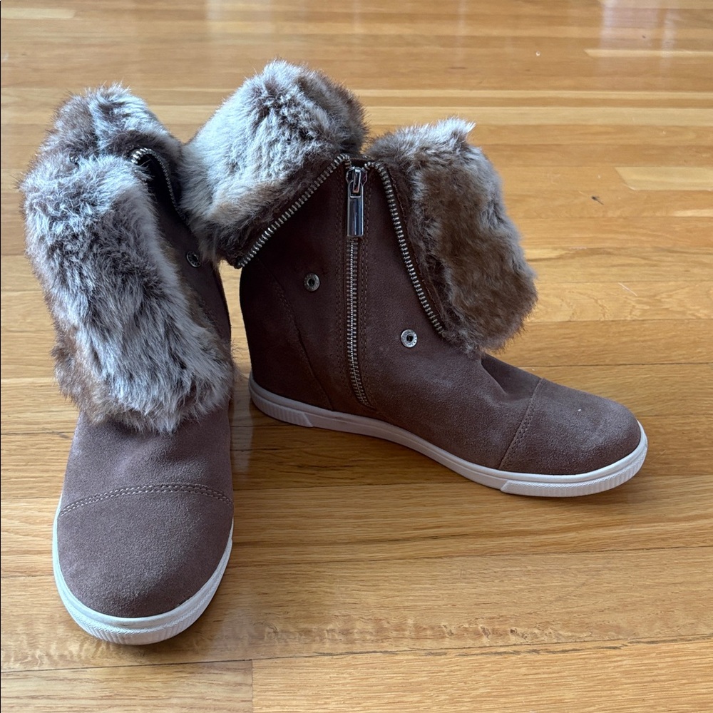 AEROSOLES Tan Boots with Faux Fur